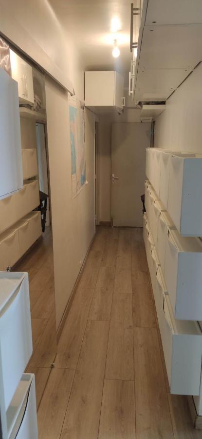 logement entier a 15 mn d'Avignon, 10mn d'Orange Roquemaure  Buitenkant foto